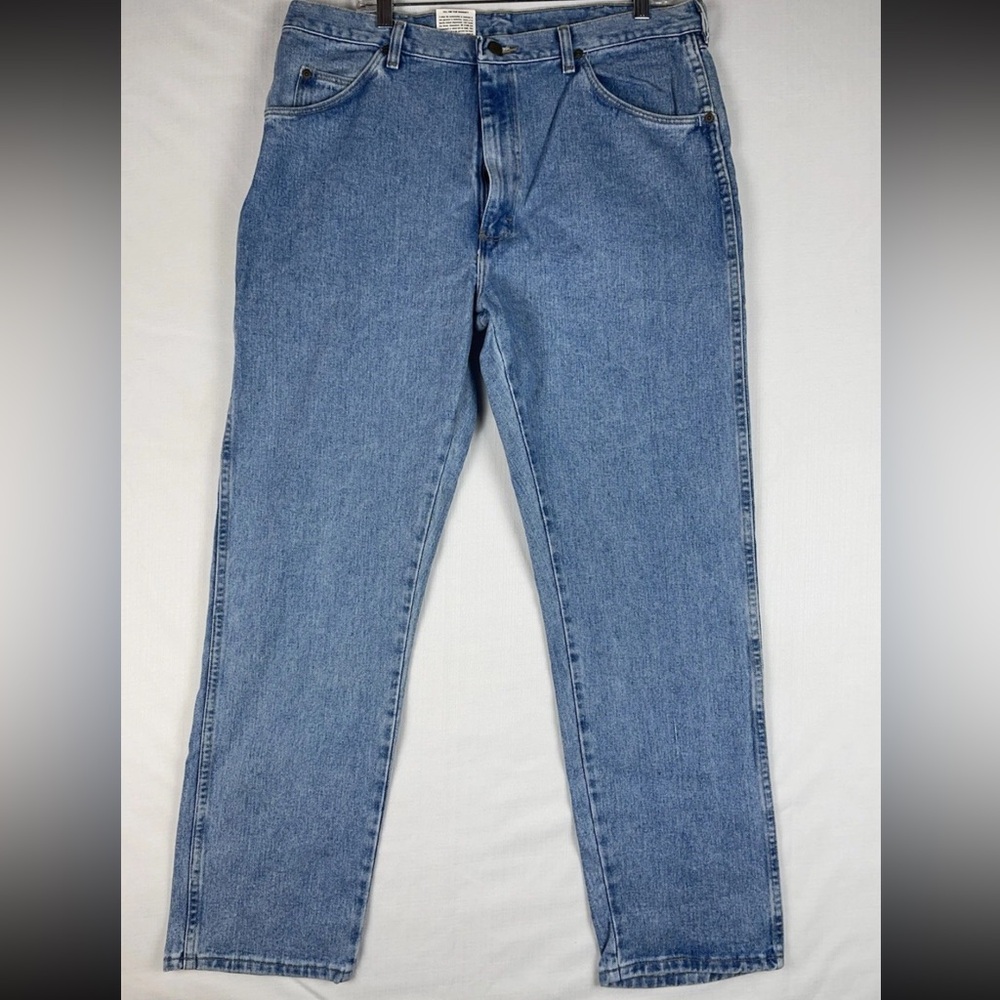 NWT Men’s Wrangler Hero Regular Fit Straight Leg Denim Jeans Sz 38X32 Light Wash